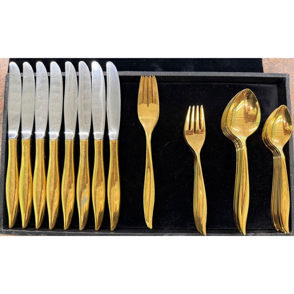 Textura Gold (Gold Electroplate) by Oneidacraft Deluxe